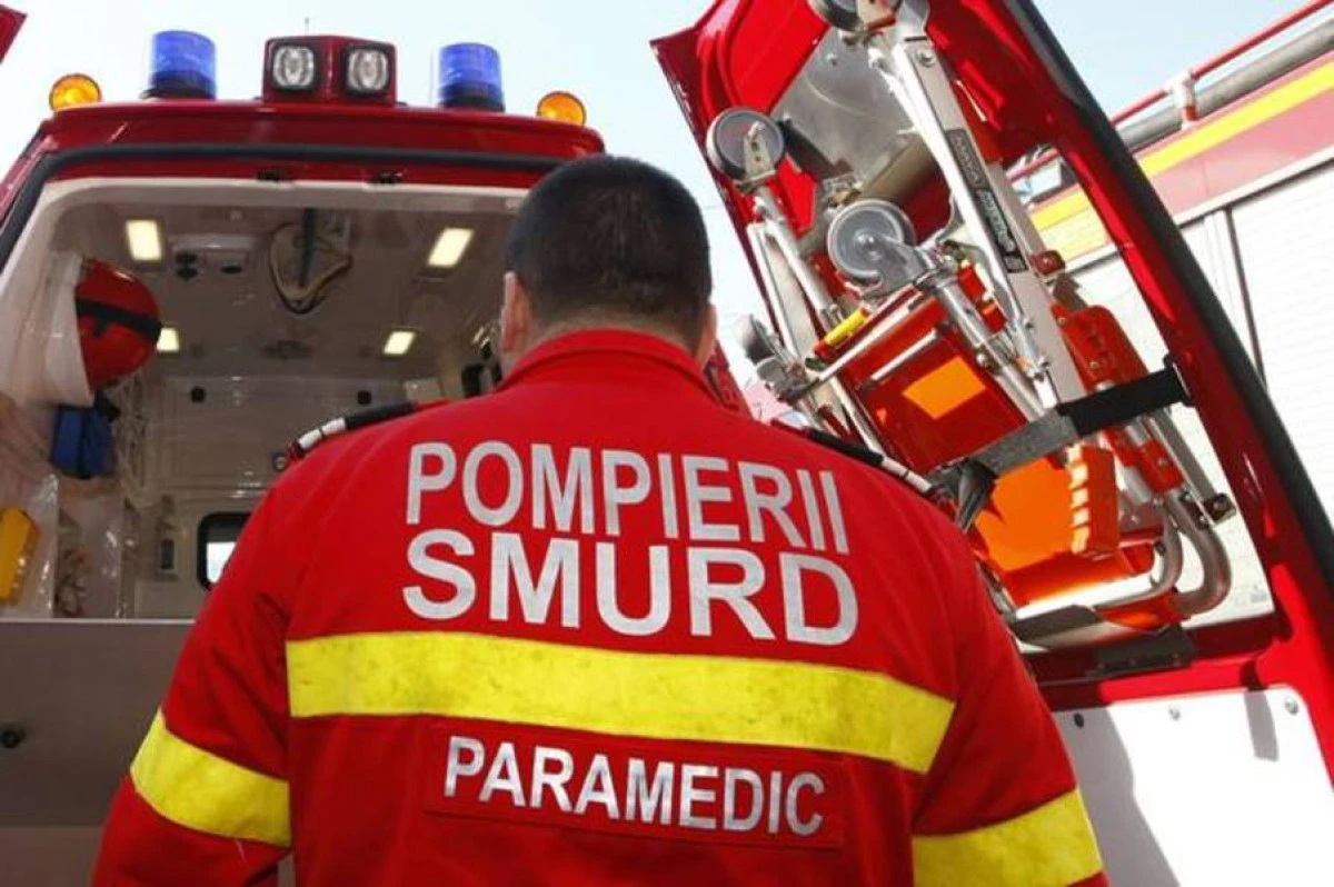 Un copil de 14 ani s-a înecat în balastiera din Sântana