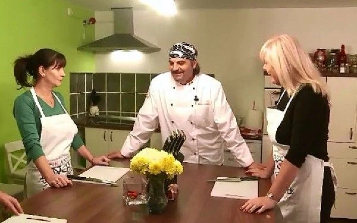 UN FOST POLITIST DIN ARAD PREDA LECTII DE ARTA CULINARA