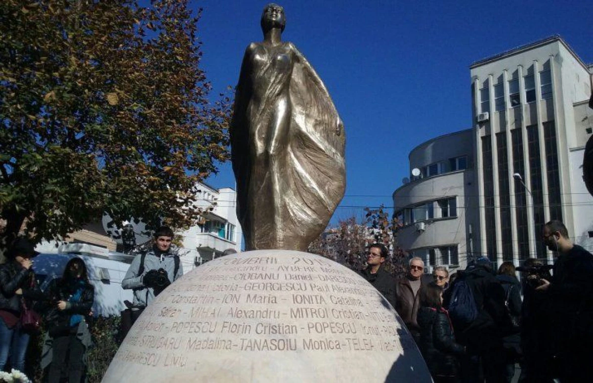 UN ÎNGER PENTRU ÎNGERII DIN COLECTIV