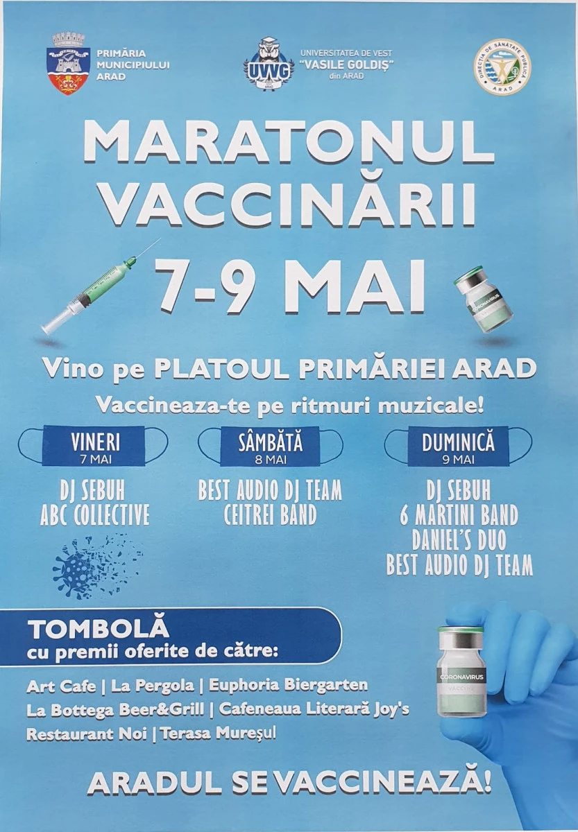 Un lot de bere și o masă în patru pentru cei care se vaccinează în fața Primăriei