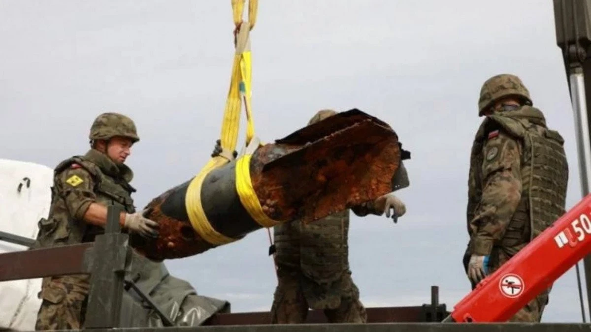 Un oraş din Polonia se pregăteşte pentru dezamorsarea unei bombe de 5 tone, din al doilea război mondial