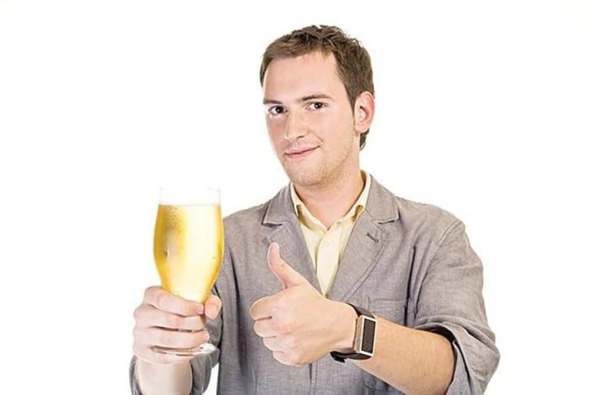 UN PAHAR DE ALCOOL PE ZI, BUN PENTRU INIMA
