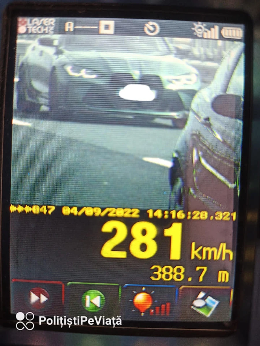 Un șofer ceh a fost prins cu 281 km/h, pe autostrada Pecica - Nădlac