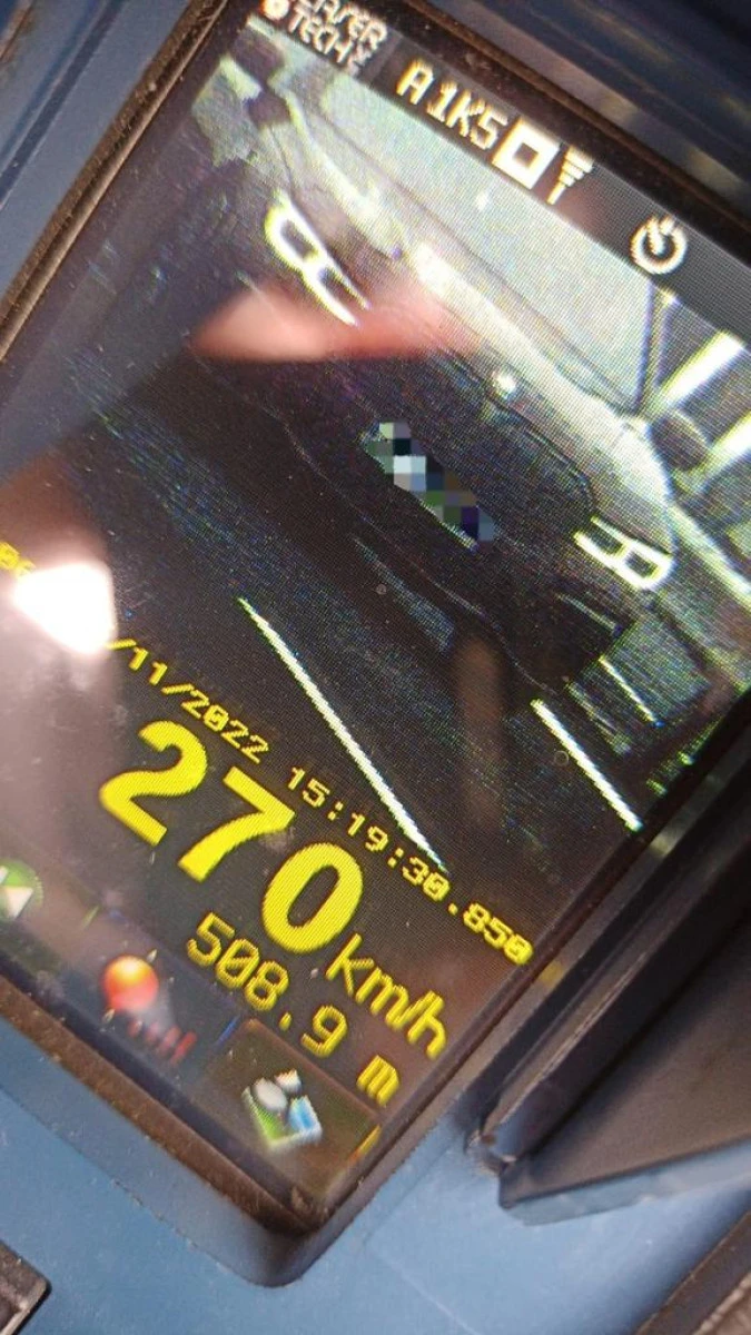 Un șofer de 25 de ani a "gonit" cu 270 km/h pe autostrada Pecica-Nădlac