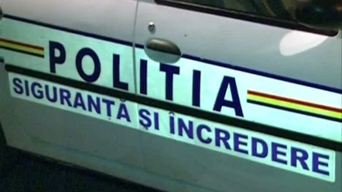 UN TANAR BAUT SI FARA PERMIS, ACCIDENT CU MASINA FURATA DE LA UN VICEPRIMAR DIN VASLUI