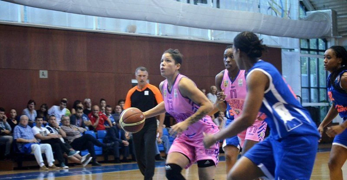 UNIV. GOLDIS ICIM ARAD A DEBUTAT CU DREPTUL IN LIGA EUROPEI CENTRALE