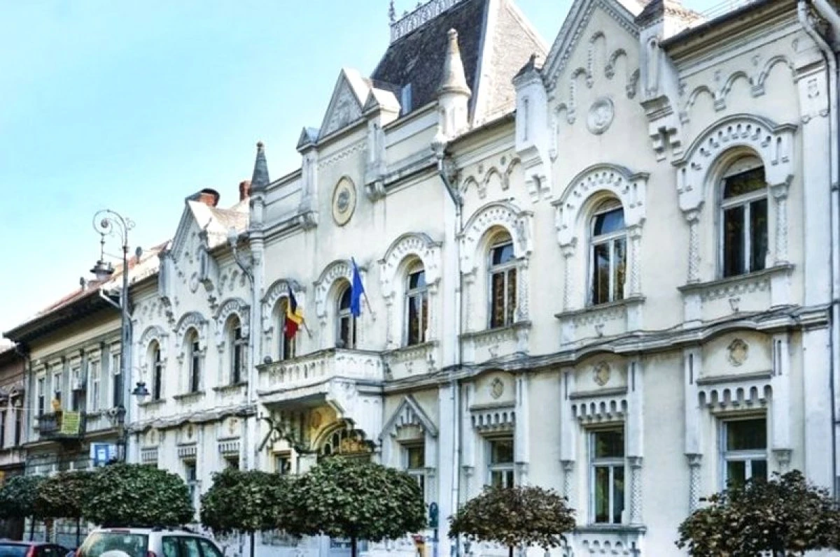 (Update) Palatul Copiilor a fost evacuat. Posibil să fie o bombă