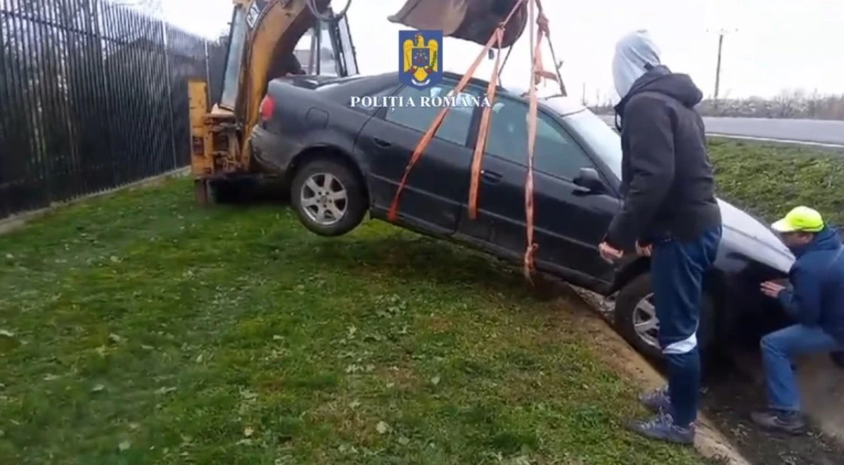 Urmărire ca-n filme în municipiu. Polițiștii au prins un șofer băut, care a furat două autoturisme, în două zile