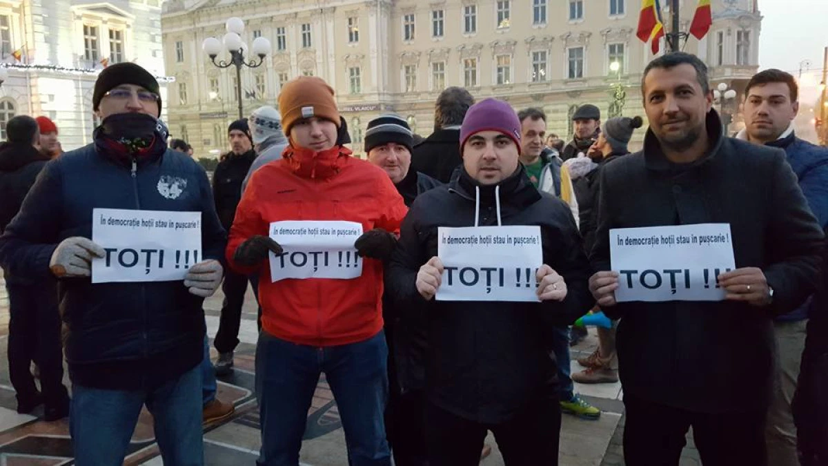 USR a fost în fruntea mitingului de la Arad (VIDEO)