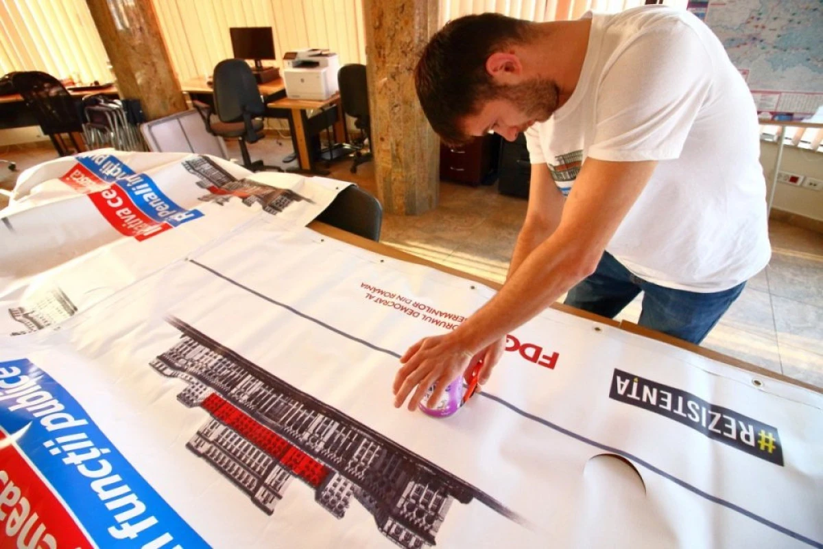 USR Arad a montat cortul ”Fără penali”
