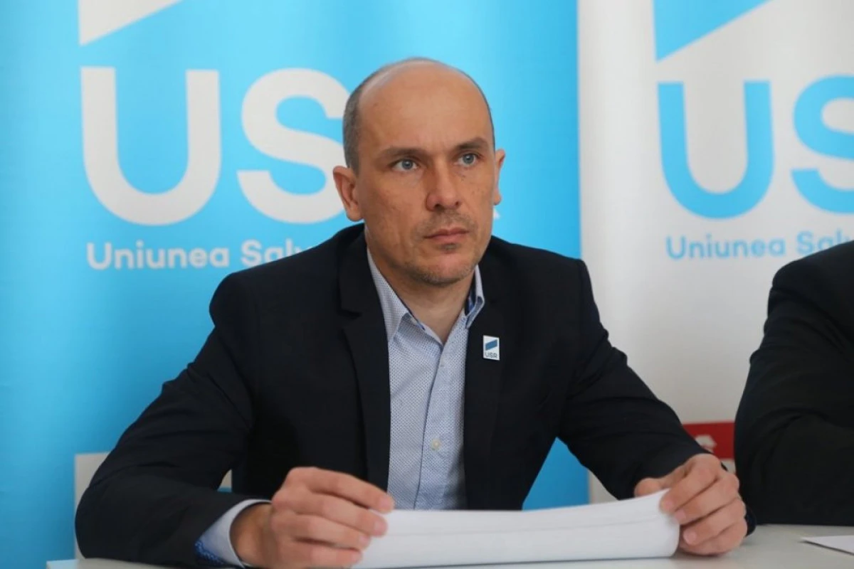 USR Arad a venit cu propuneri la Regulamentul pentru Ștrand și Patinoar