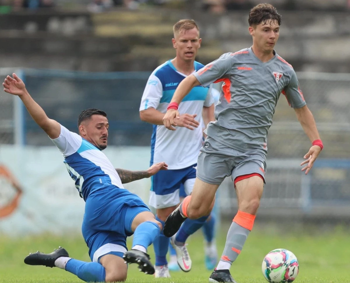 UTA a învins, dar n-a convins, în amicalul de la Hunedoara. Au debutat Fabry și Nortey (FOTO)
