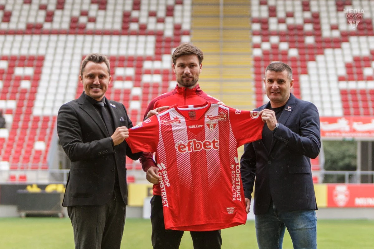 UTA a oficializat astăzi transferul atacantului ceh Wagner: "După ce am văzut fanii, mi-am spus că vreau să joc aici!"