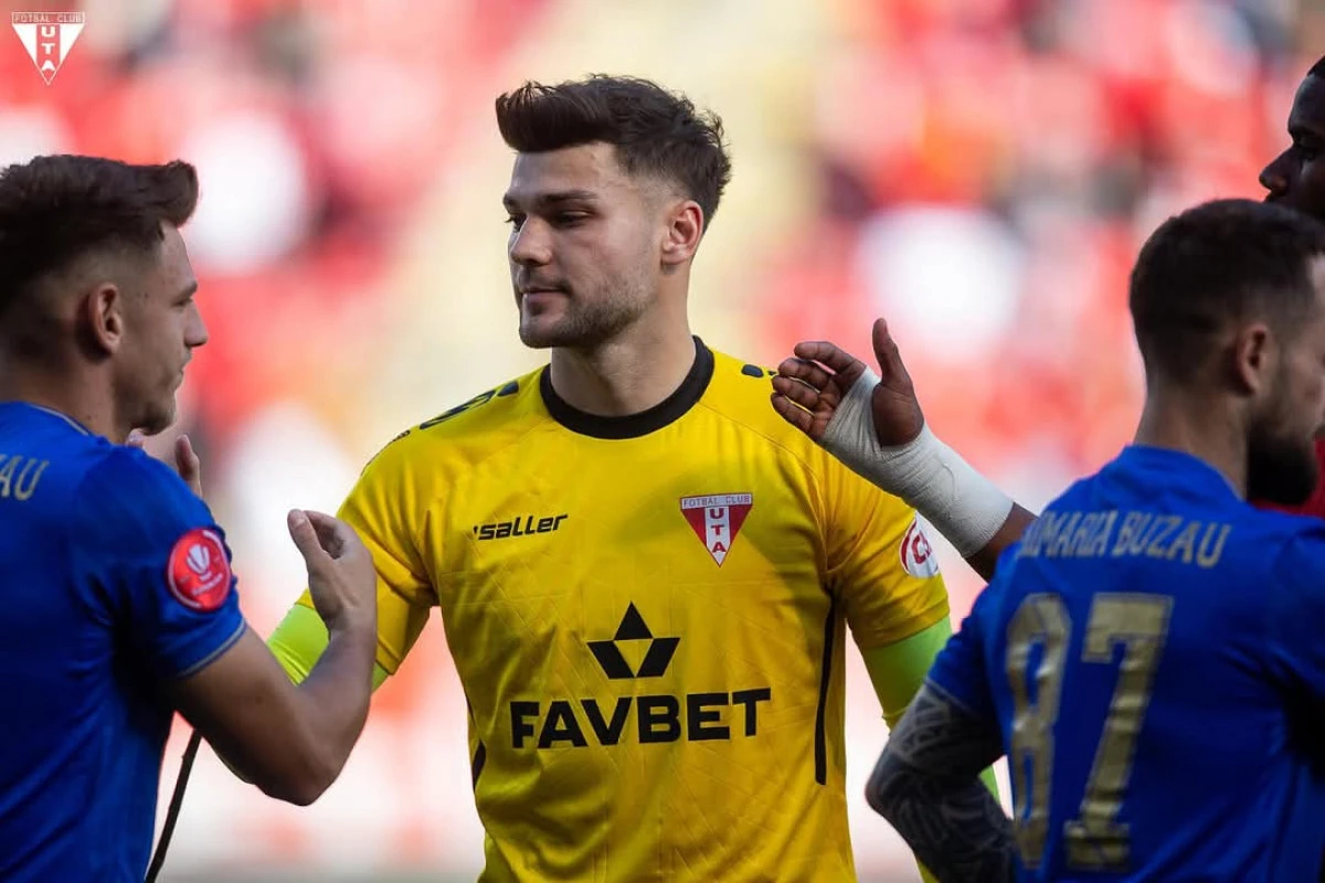 UTA anunță despărțirea de goalkeeperul Robert Popa