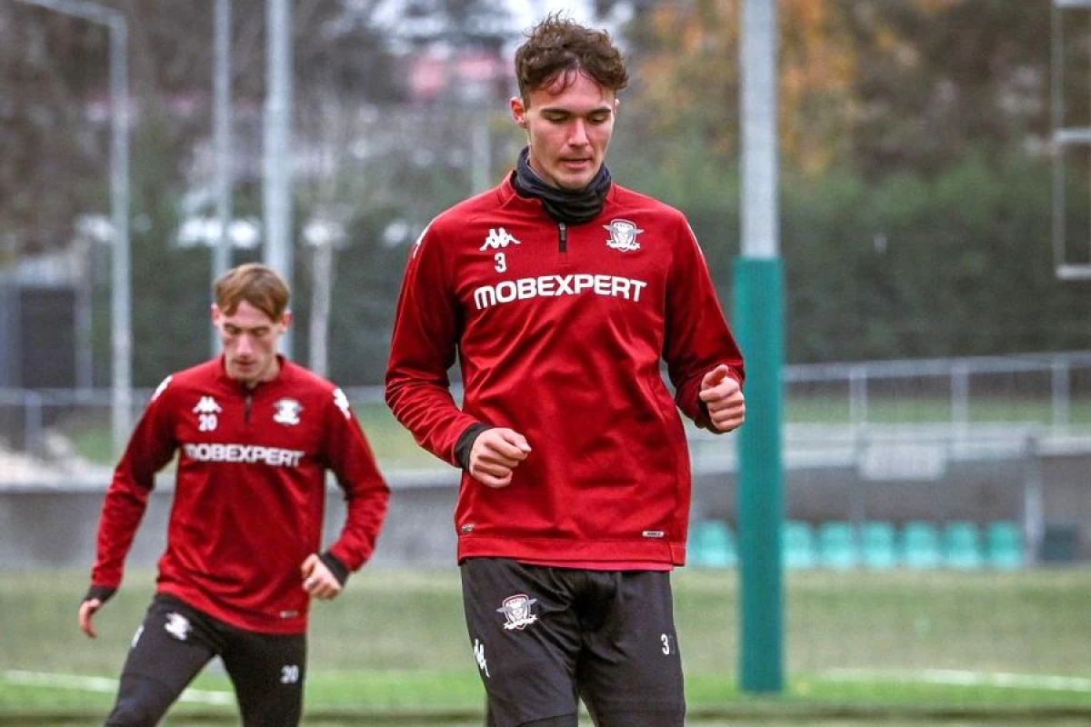 UTA, aproape de un nou transfer. Arădenii negociază aducerea unui jucător de la Rapid