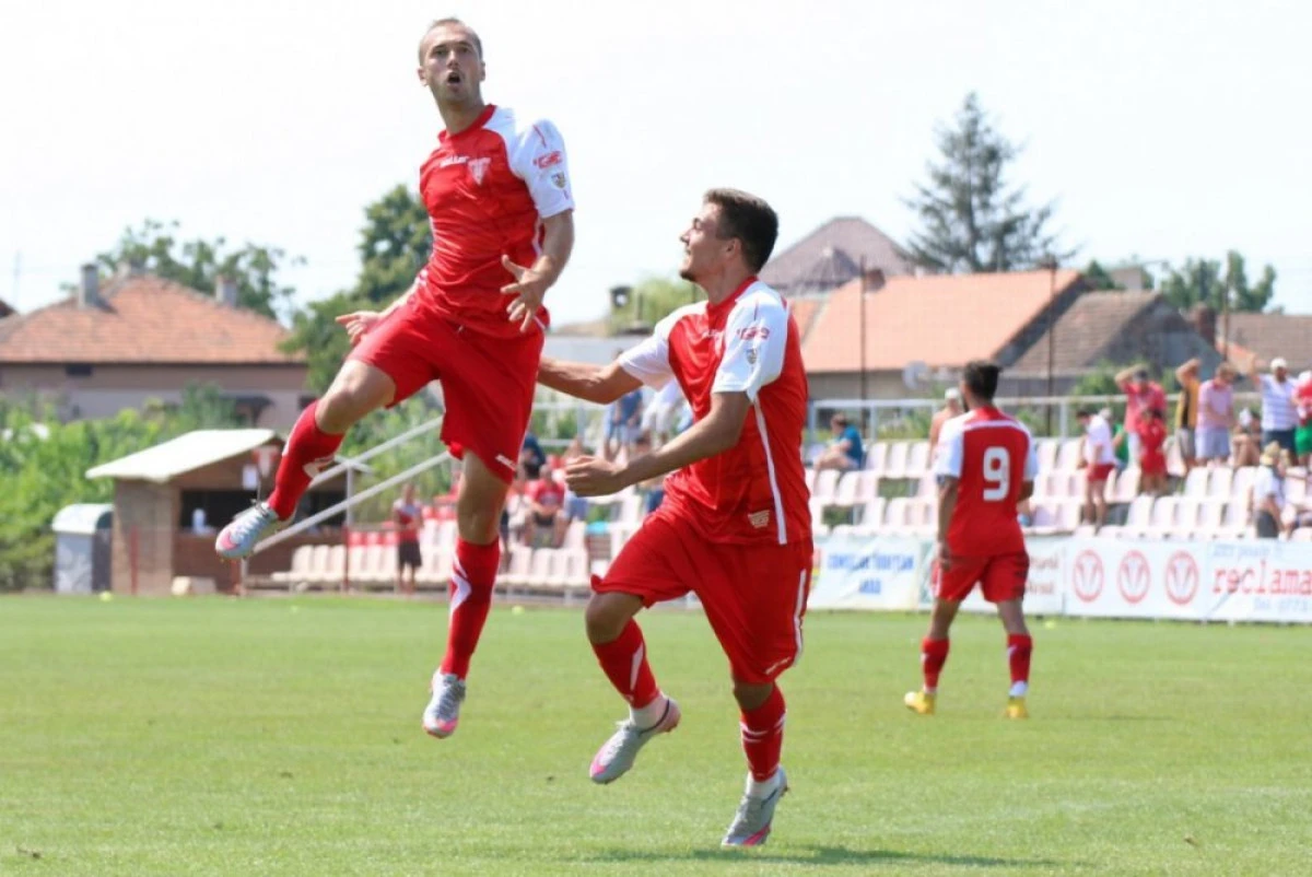 UTA bate Olimpia cu 2-0 şi se menţine în cărţile promovării