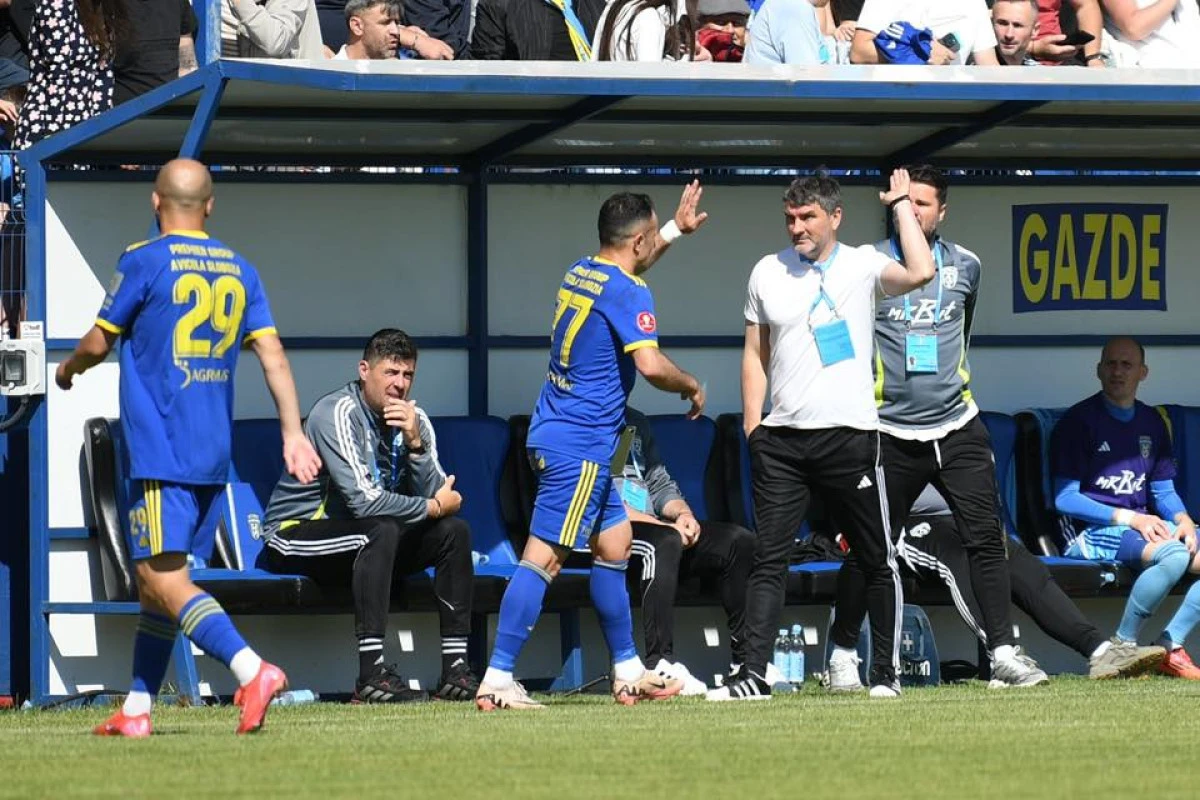 UTA îl așteaptă pe Mihalcea, aproape de retrogradare cu Slobozia! Mircea Rednic poate prelua Rapidul