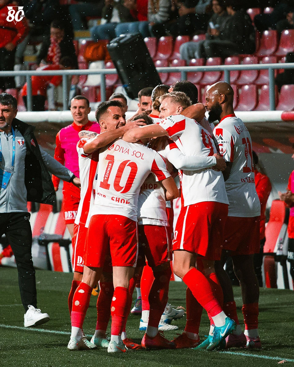 UTA învinge Metaloglobus cu 2-0 și pune capăt unei serii negre de nouă etape fără succes