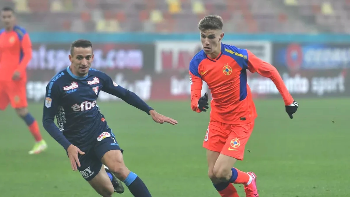 UTA, jefuită pe Arena Naţională! Marian Barbu a inventat două penalty-uri ca la judeţ