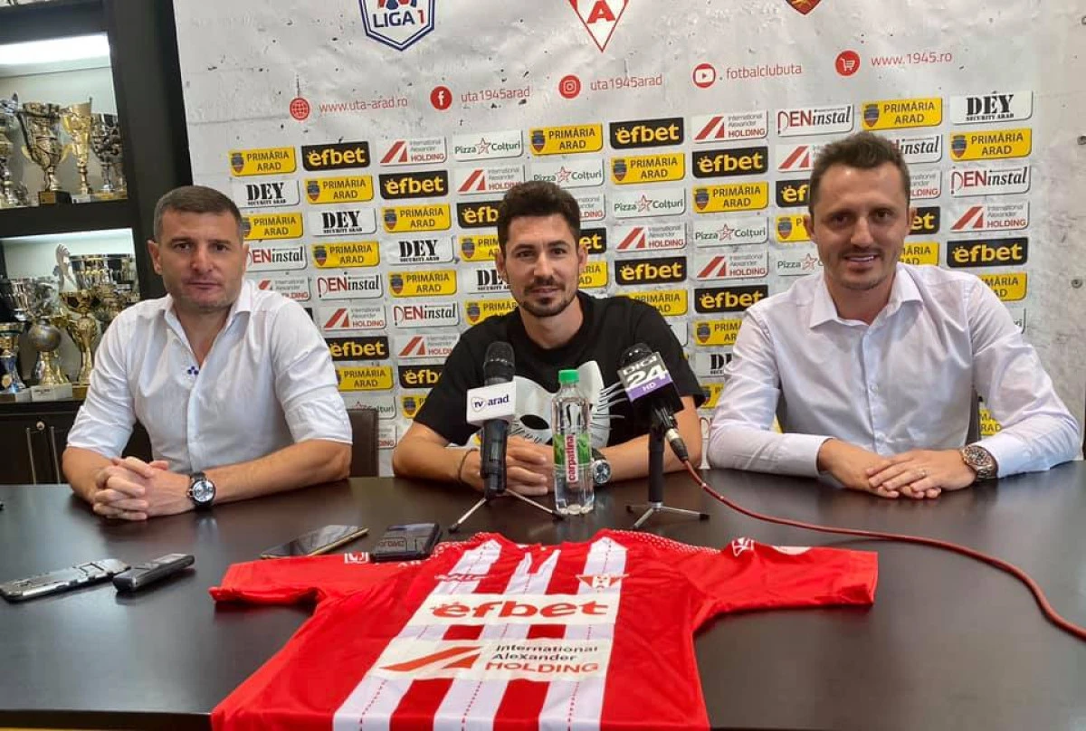 UTA l-a prezentat oficial pe Marian Pleaşcă: "Un club mare, cu suporteri fantastici"