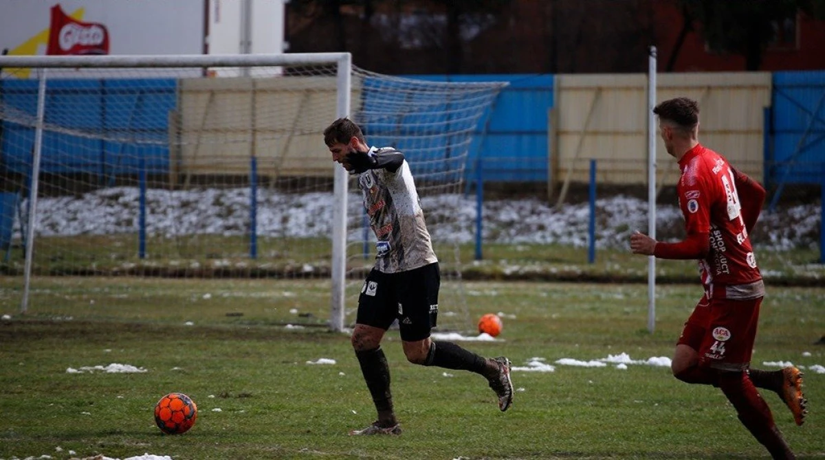 UTA nu a trecut de „U” Cluj nici în amical. Brazilianul Roger a evitat un nou eşec