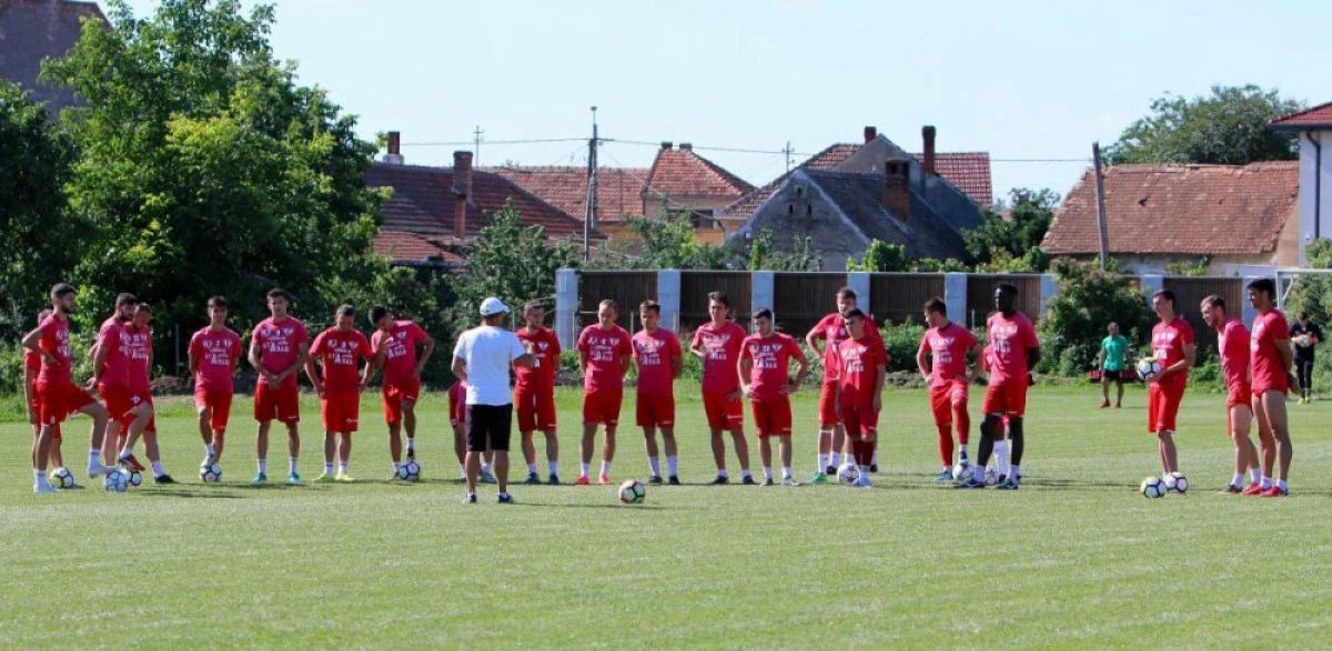 UTA parcurge săptămâna cantonamentului pe plan local