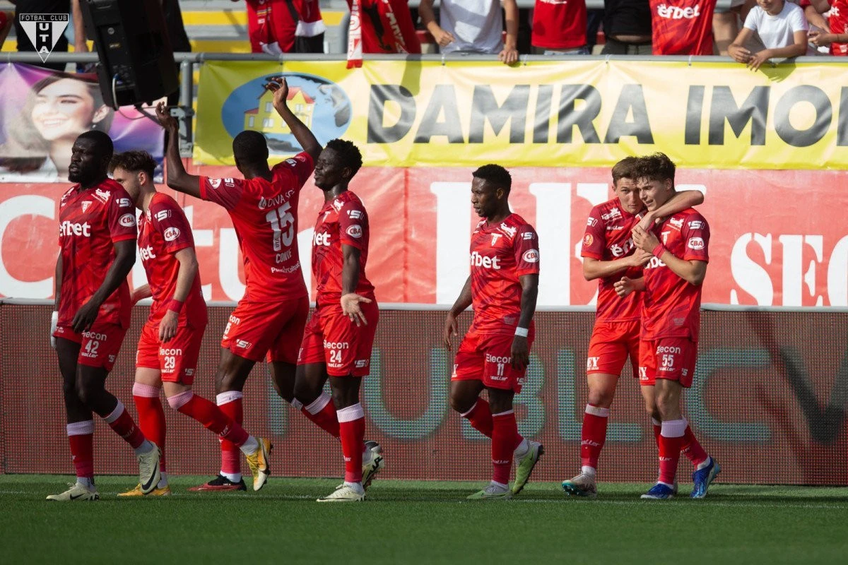 UTA s-a respectat și a defilat într-un play-out în care alții și-au bătut joc de fotbal: Rednic îl trimite în infern pe Mititelu!