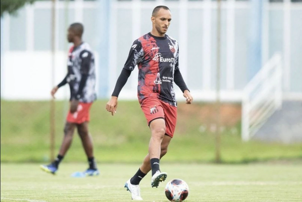 UTA și-a adus brazilian: Marcelo Freitas este noul mijlocaș central al lui Rednic!