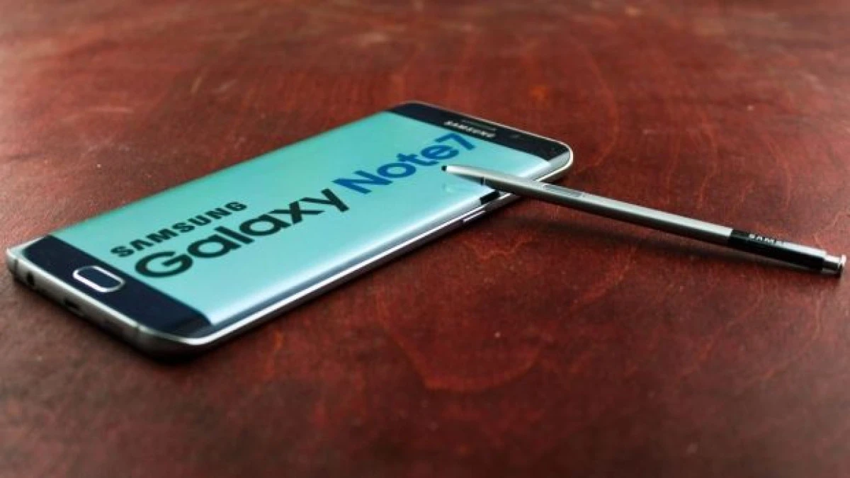 UTILIZATORII DE GALAXY NOTE 7 TREBUIE SĂ ÎȘI ÎNCHIDĂ TELEFOANELE