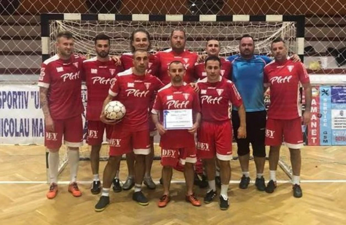 Utiştii au jucat pentru Ionuţ Popa, la Sânnicolau Mare