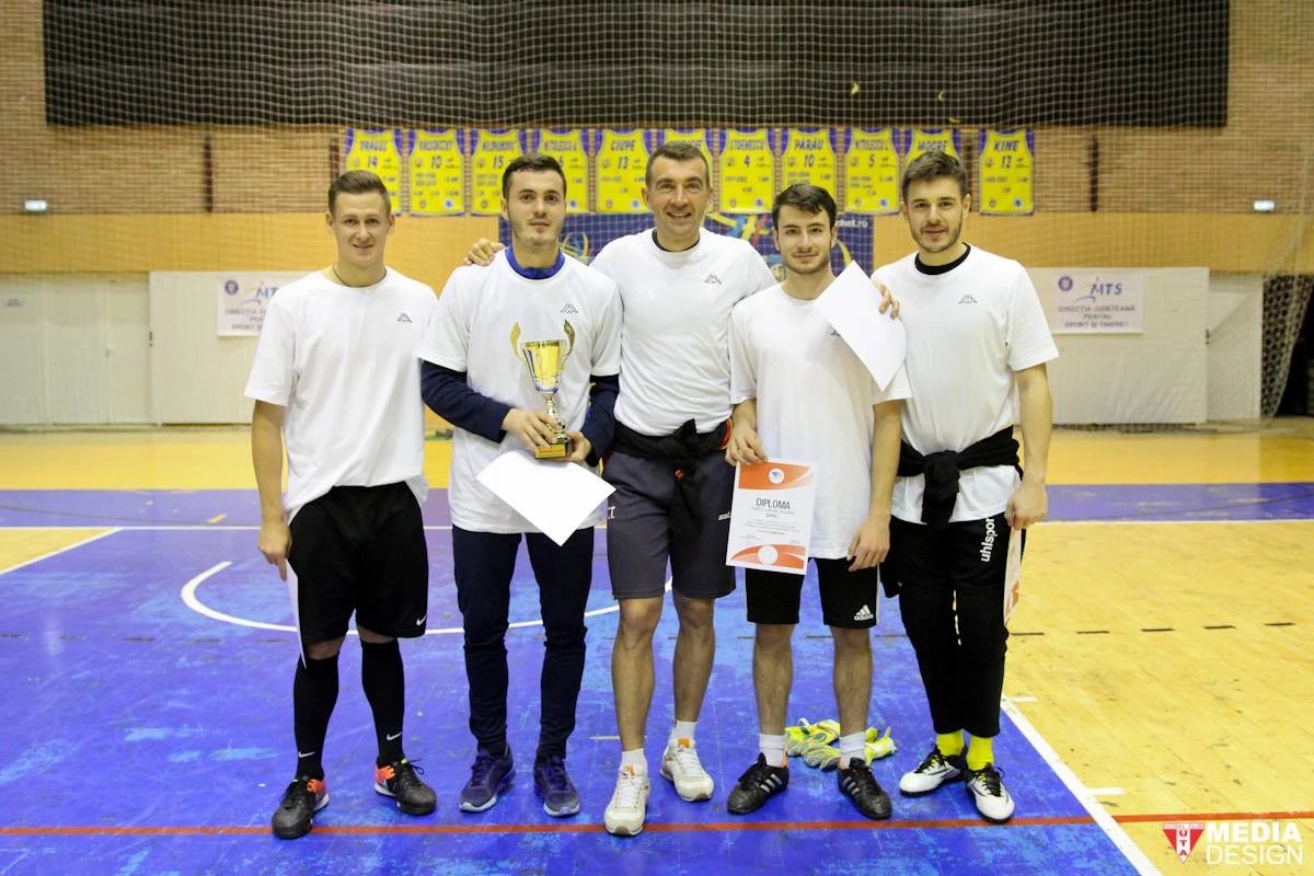 Utiștii vechi și noi au jucat fotbal pentru o cauză nobilă