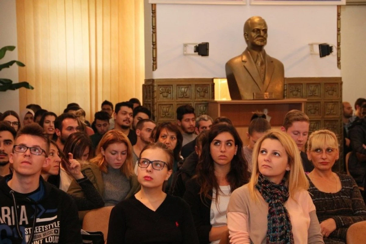UVVG ARAD A DEMARAT PROIECTUL „EDUCAȚIE BIOETICĂ PENTRU TINERI”