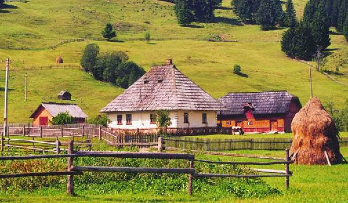 „VACANTE LA TARA“ CU PRETURI DE LA 175 DE LEI PE SASE ZILE