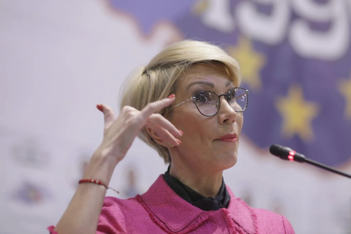 Vai de copiii noștri! Singura care o băga pe Dăncilă în buzunar, Raluca Turcan - propusă la Educație