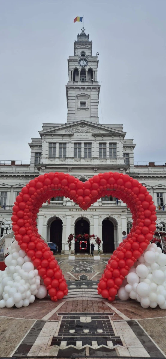 Valentine’s Day la Arad: „Căsătorii de o zi”, în centrul orașului