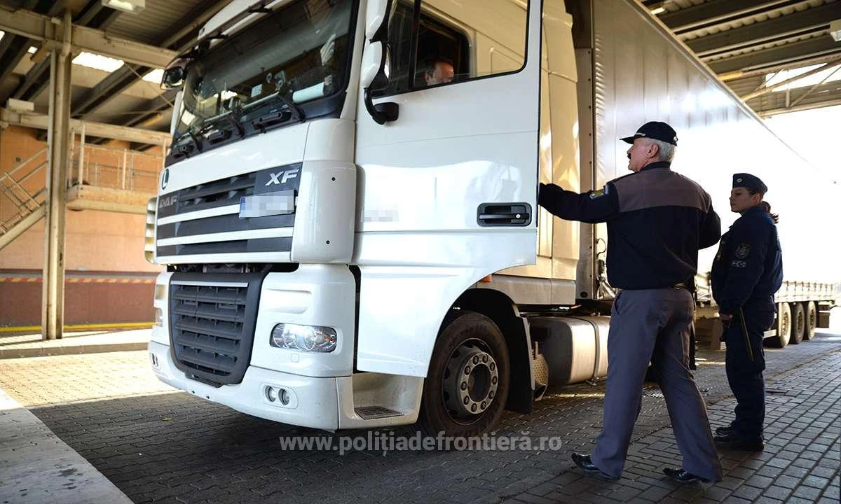 Valori de trafic crescute la automarfare, la graniţa cu Ungaria 
