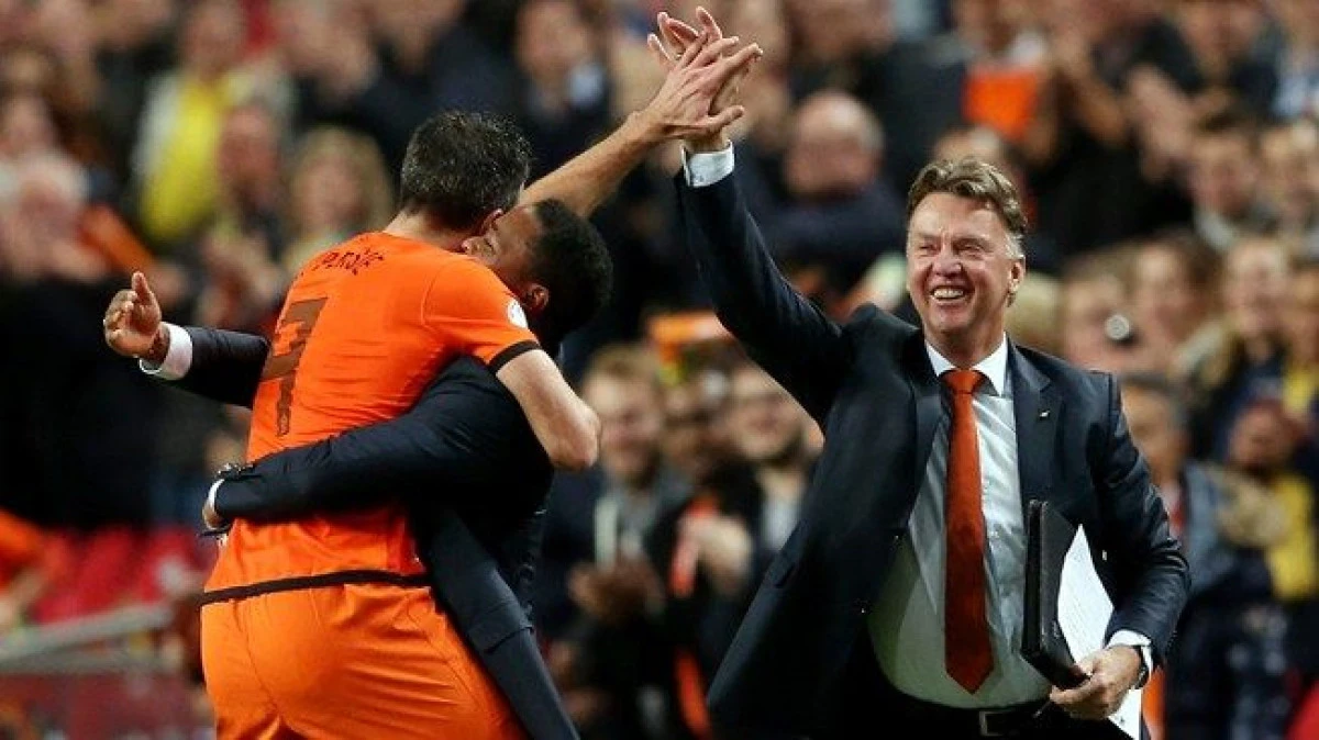 VAN GAAL: SUNT MANDRU CA OLANDA A INCHEIAT NEINVINSA CUPA MONDIALA 