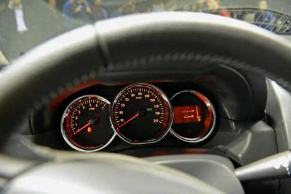 VANZARILE DE AUTOVEHICULE AU CRESCUT CU APROAPE 16%, IN PRIMELE DOUA LUNI DIN 2015