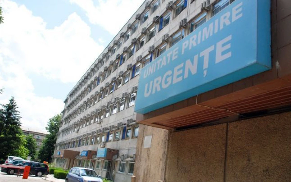 VASLUI: COPIL DE 11 ANI, IN STARE GRAVA LA SPITAL DUPA CE A FOST GASIT IN COMA ALCOOLICA PE STRADA