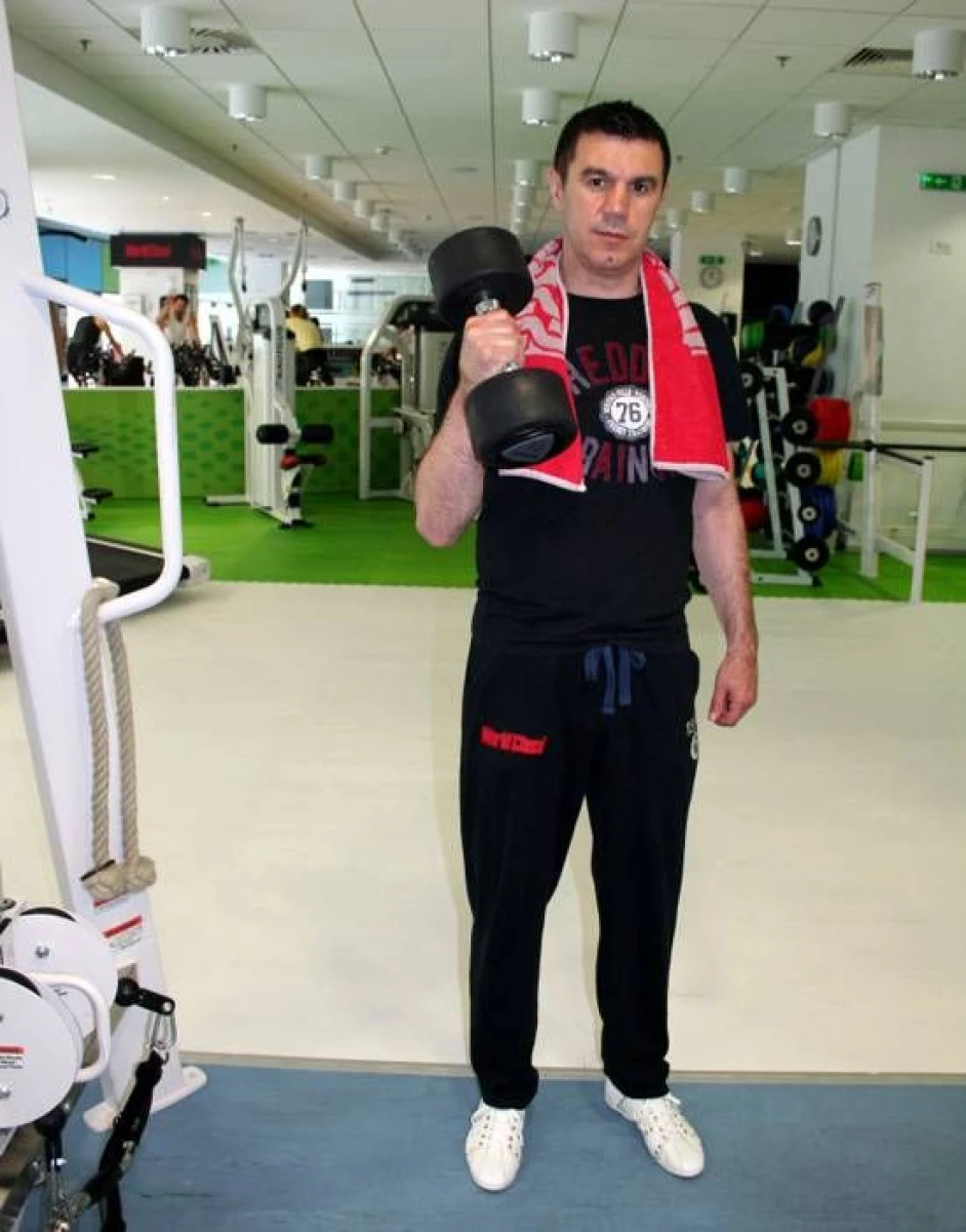 VIAŢA DE DUPĂ CANCER A LUI MIHAI LEU
