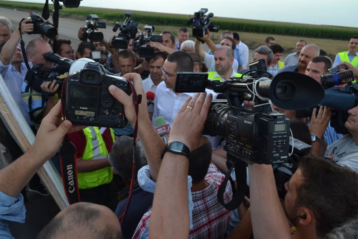 VICTOR PONTA:"PANA IN DECEMBRIE, AUTOSTRADA ARAD-NADLAC VA PUTEA FI FOLOSITA" (FOTO,VIDEO)
