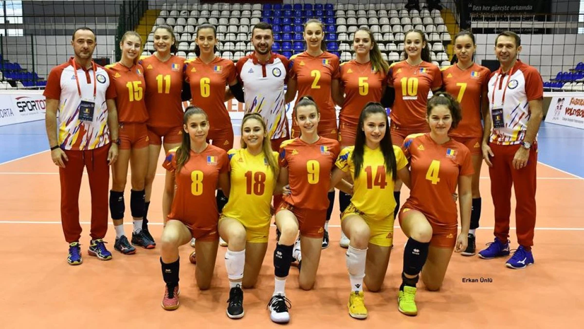 Victoria Nădlac dă antrenor şi două voleibaliste la Europenele sub 17 ani