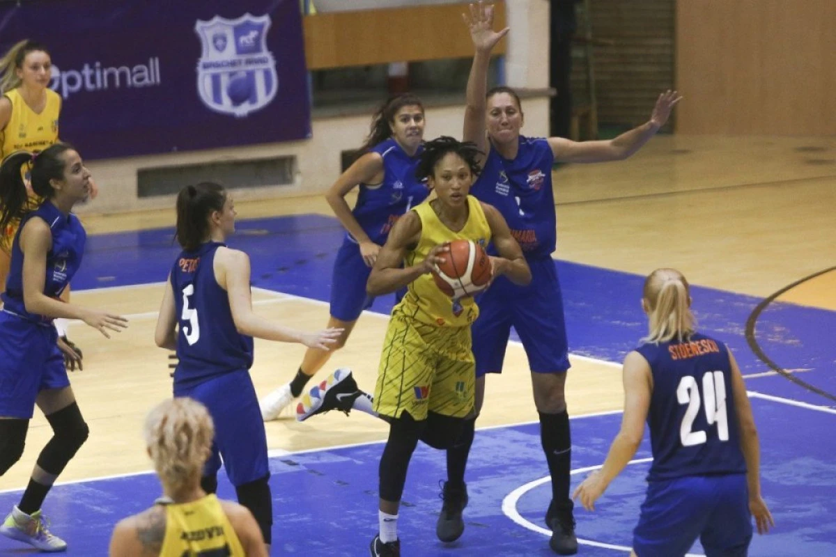 Victorie clasică: FCC Baschet Arad - CSM Târgovişte 63-56