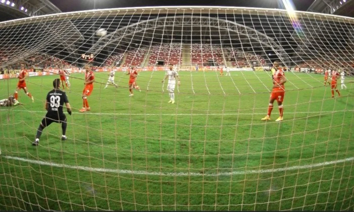 Victorie clasică pentru campioană, în stilul lui "Super Dan": UTA a meritat mai mult, dar roata se întoarce în fotbal