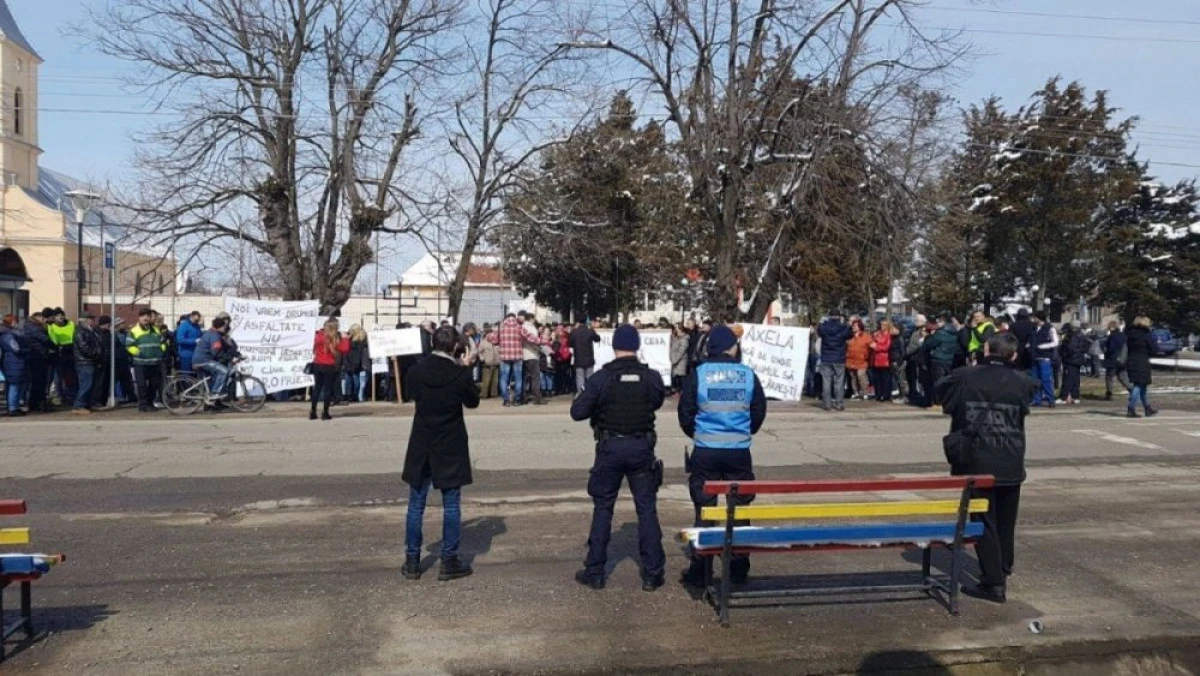 (VIDEO) Arădenii au ieșit în stradă, împotriva incompetenței CJA