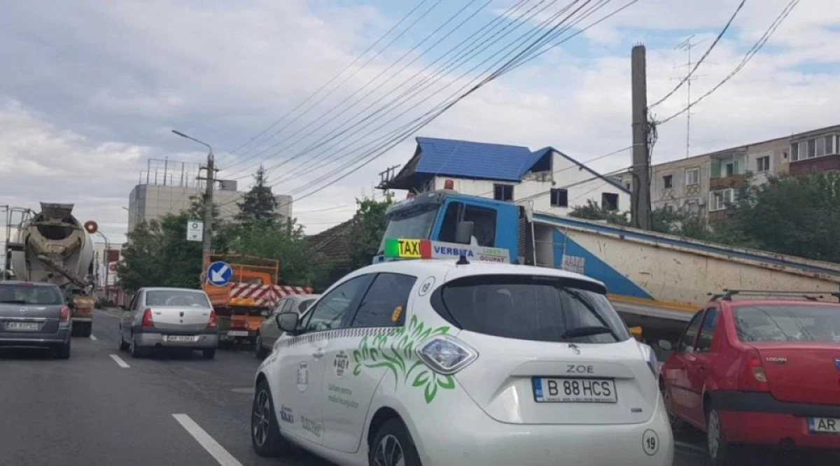 (VIDEO) S-a desființat Poliția Locală ? Aradul a devenit raiul mașinilor de mare tonaj
