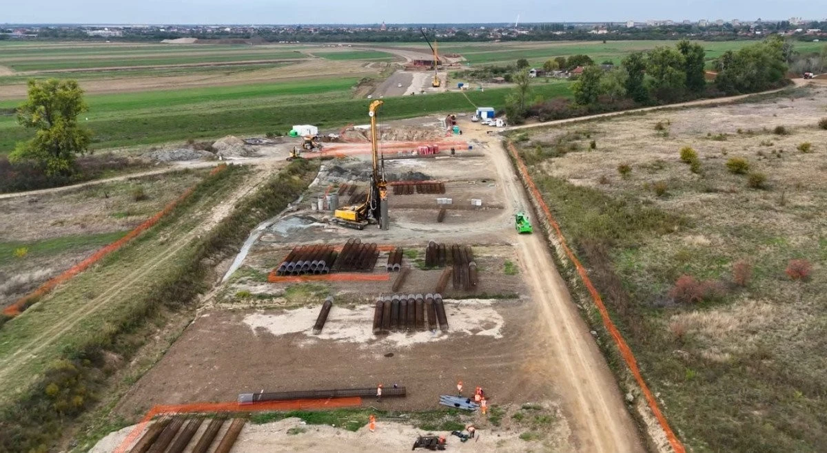 (VIDEO) Se construiește un nou pod peste Mureș, în cadrul proiectului de modernizare a căii ferate Arad-Timișoara
