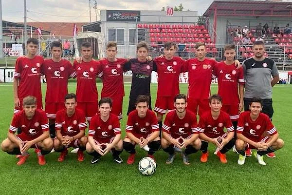 Viitorul 2003 e prima campioană la Cupa Aradului