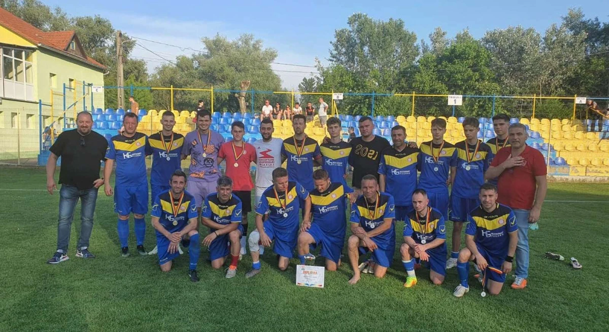Viitorul Arad, echipa lui "Gio" Catanzariti, este prima promovată în Liga a IV-a!