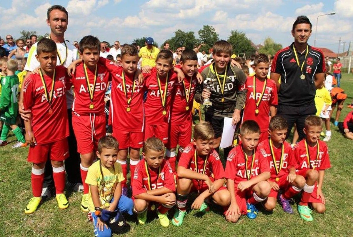 VIITORUL ARAD, SURPRIZA PLACUTA A CUPEI COTTA LA FOTBAL JUVENIL